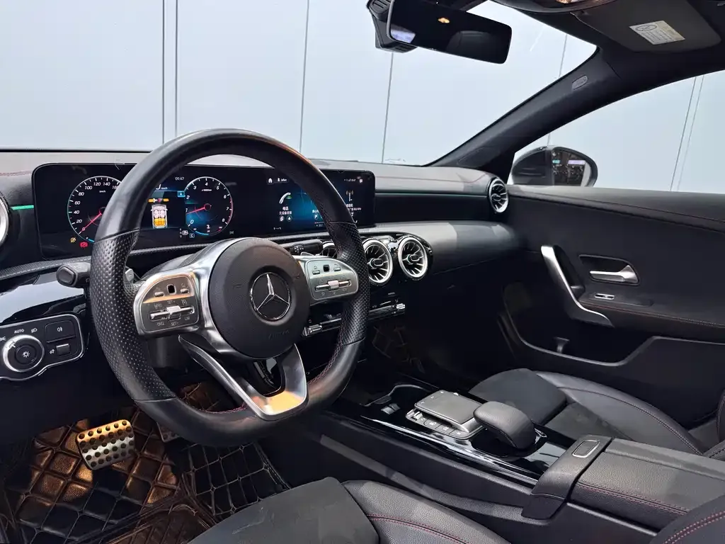 Mercedes-Benz CLA (Import) — фото 8