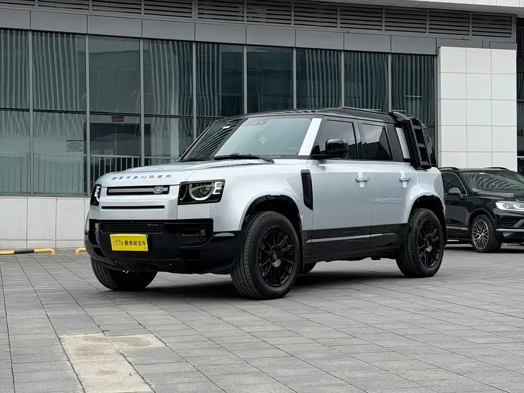 Land Rover Defender — фото 1