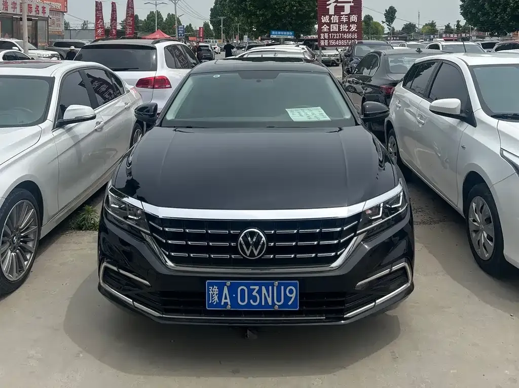 Volkswagen Passat — фото 8
