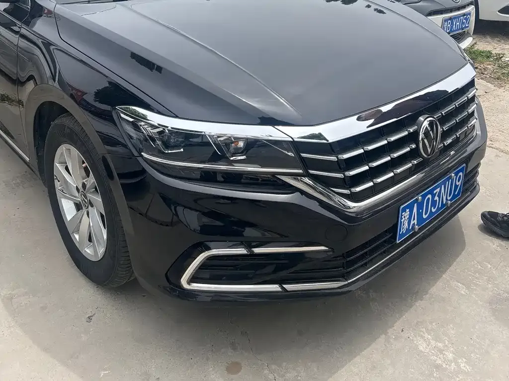Volkswagen Passat — фото 7