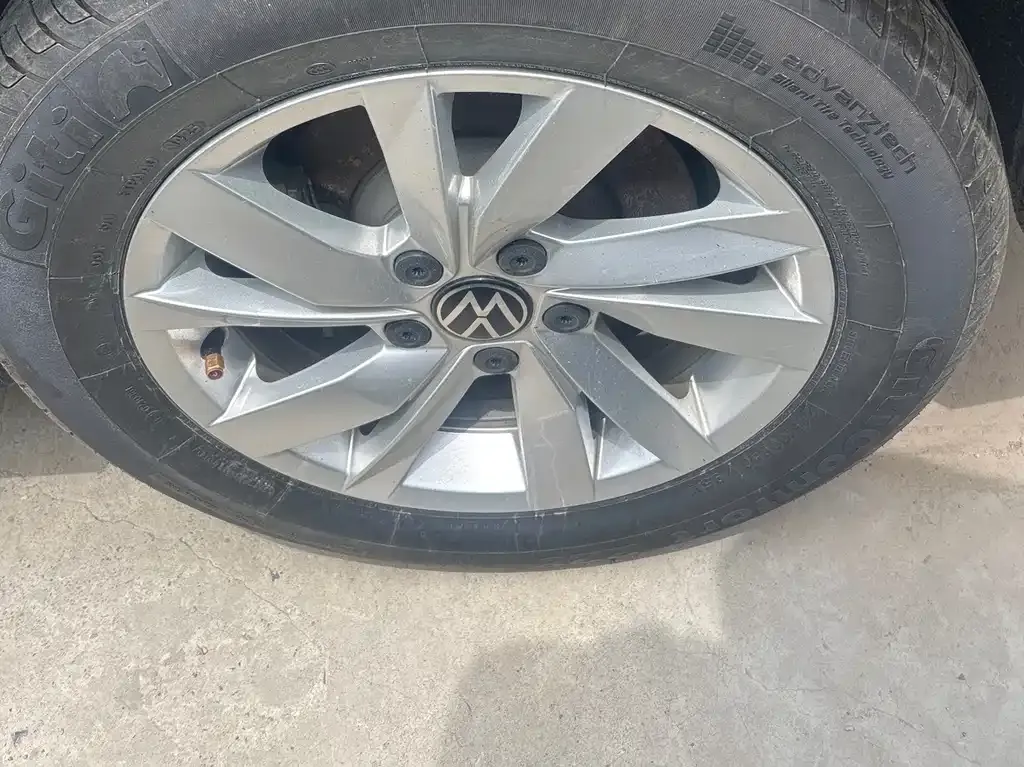 Volkswagen Passat — фото 9