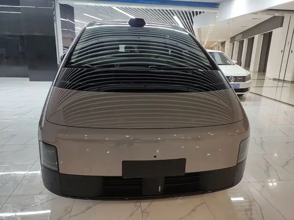 Li Auto MEGA — фото 7