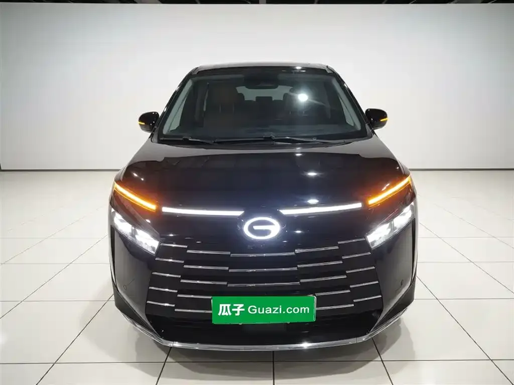 GAC Motor E8 Hybrid — фото 4