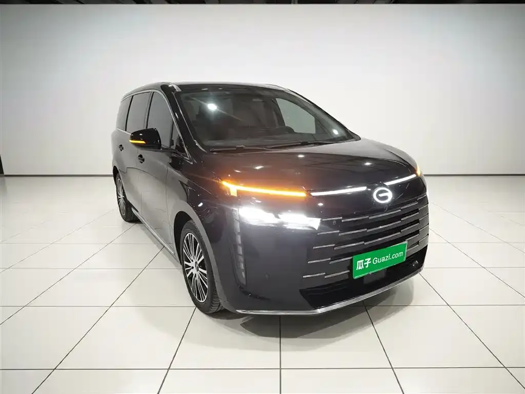 GAC Motor E8 Hybrid — фото 8