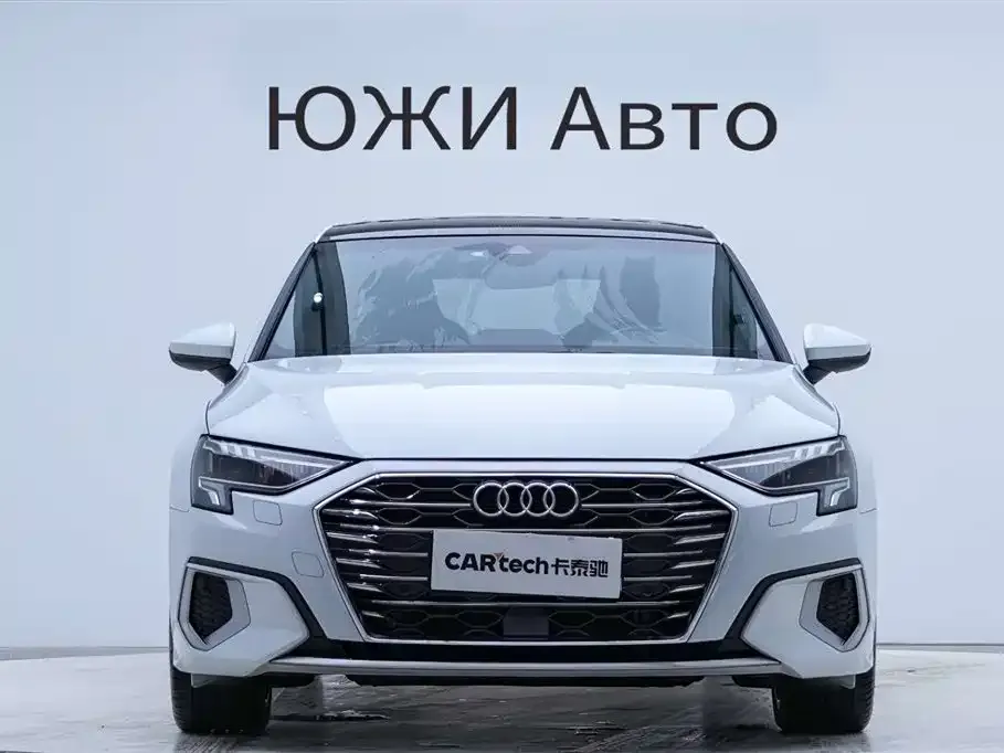 Audi A3 — фото 1