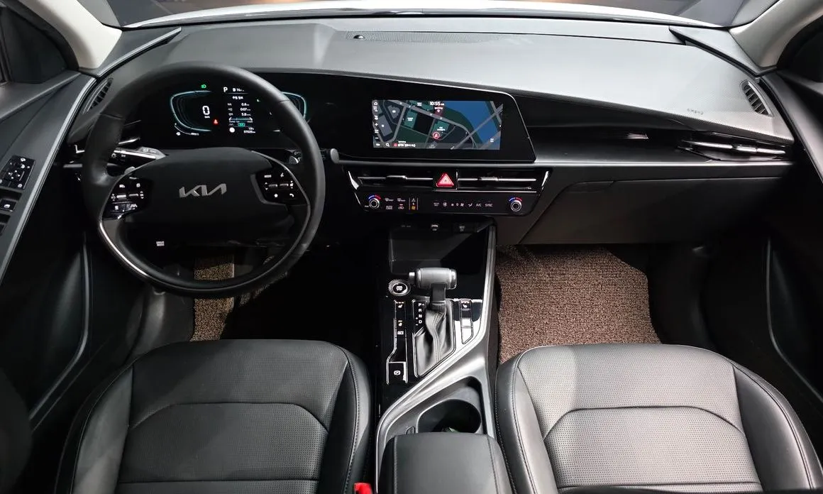 Kia Niro — фото 9