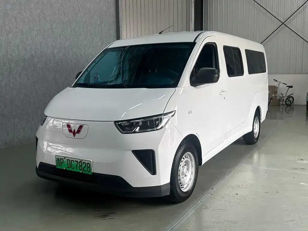 Wuling Yangguang — фото 1