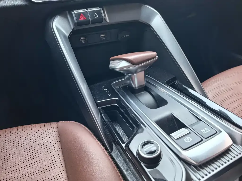 Kia Sportage — фото 4