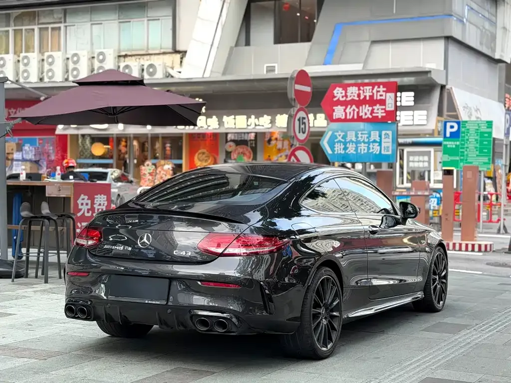 Mercedes-Benz C-Class AMG — фото 4