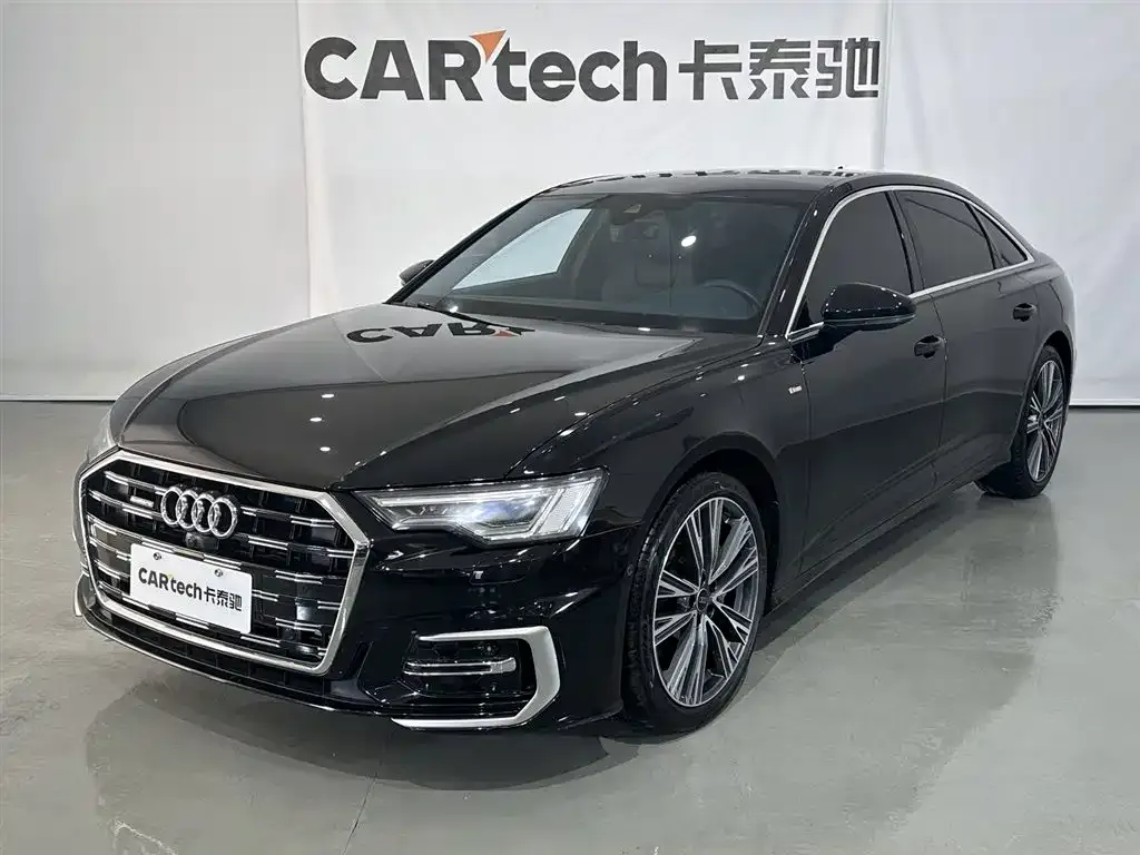 Audi A6L — фото 1