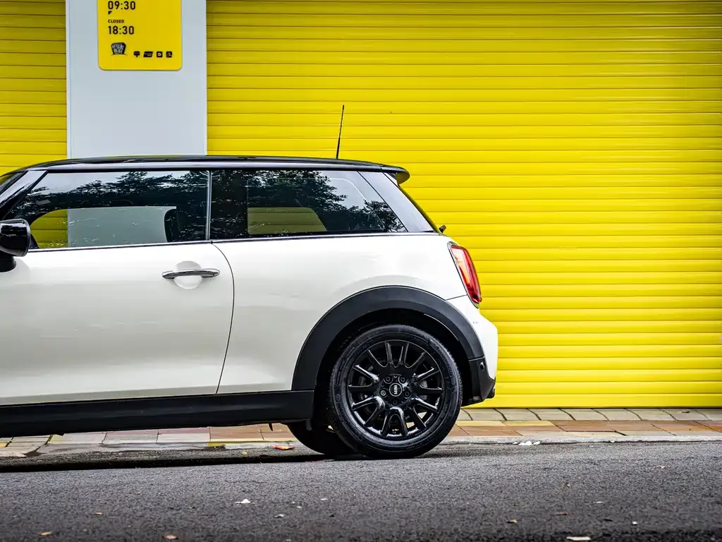 MINI Cooper (3-door) — фото 5
