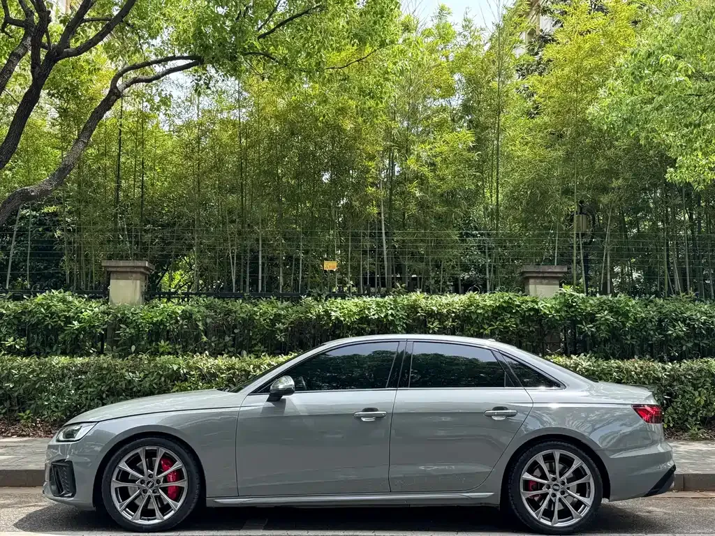 Audi S4 — фото 6
