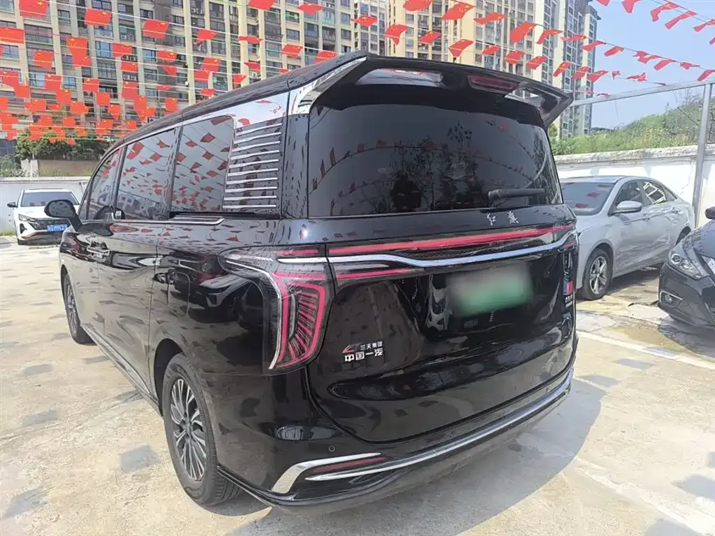 Hongqi HQ9 PHEV — фото 3