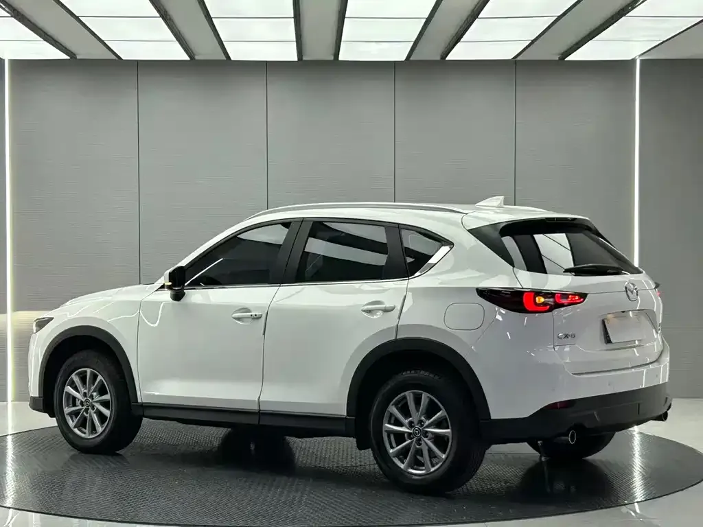 Mazda CX-5 — фото 8