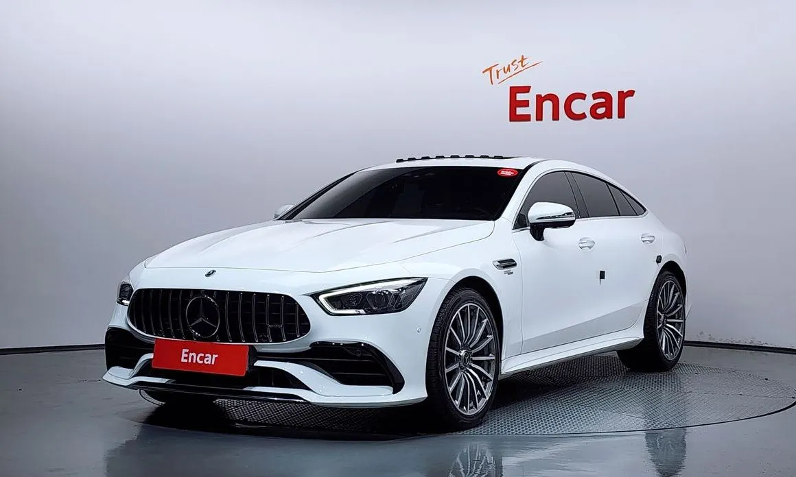 Mercedes-Benz AMG GT — фото 1