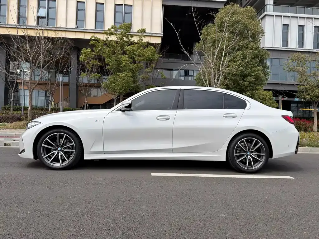 BMW 3 Series — фото 10