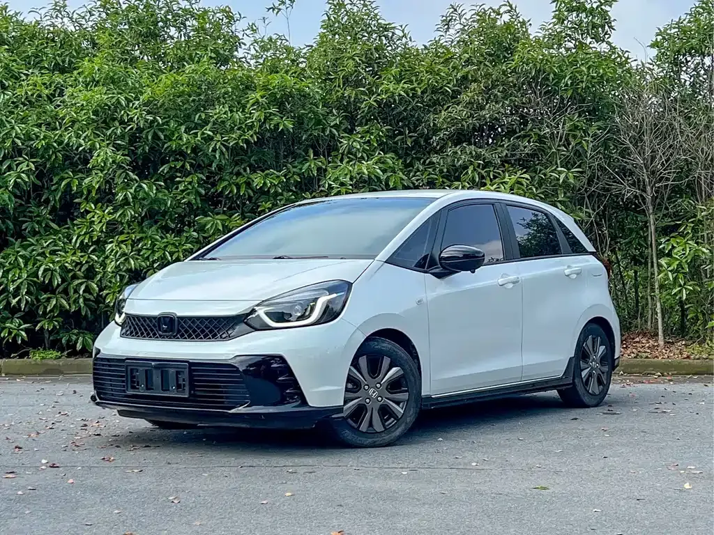 Honda Fit — фото 1
