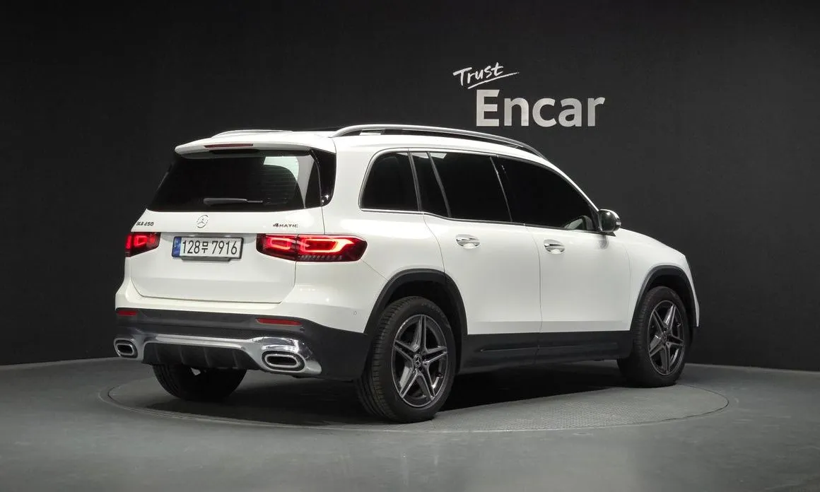 Mercedes-Benz GLB-Class — фото 2