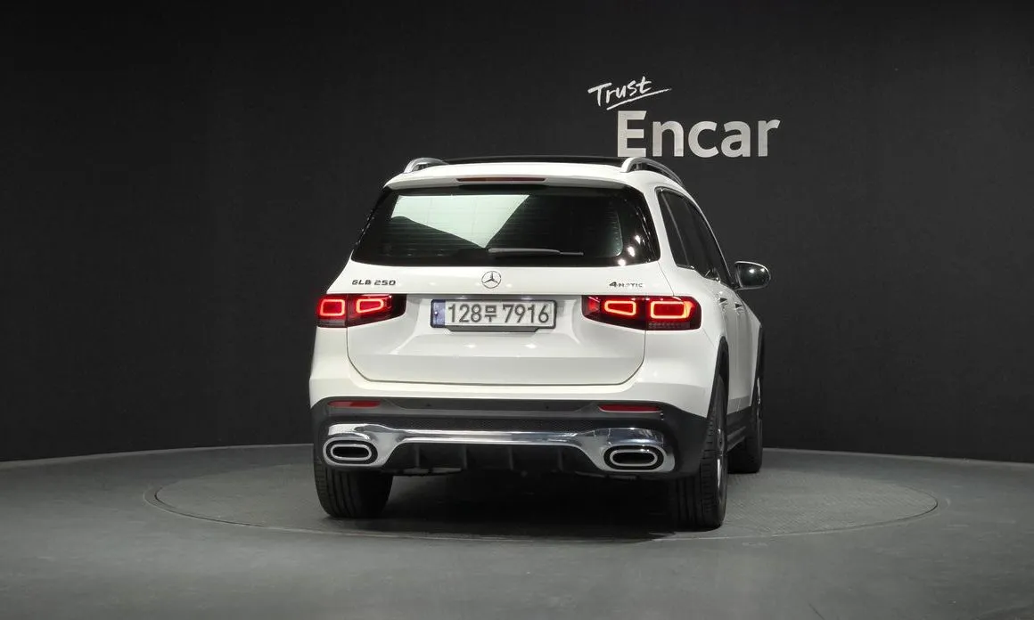 Mercedes-Benz GLB-Class — фото 3