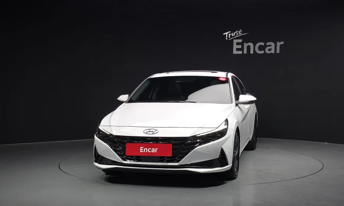 Hyundai AVANTE — фото 2