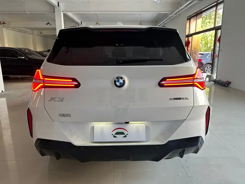 BMW X3 — фото 10