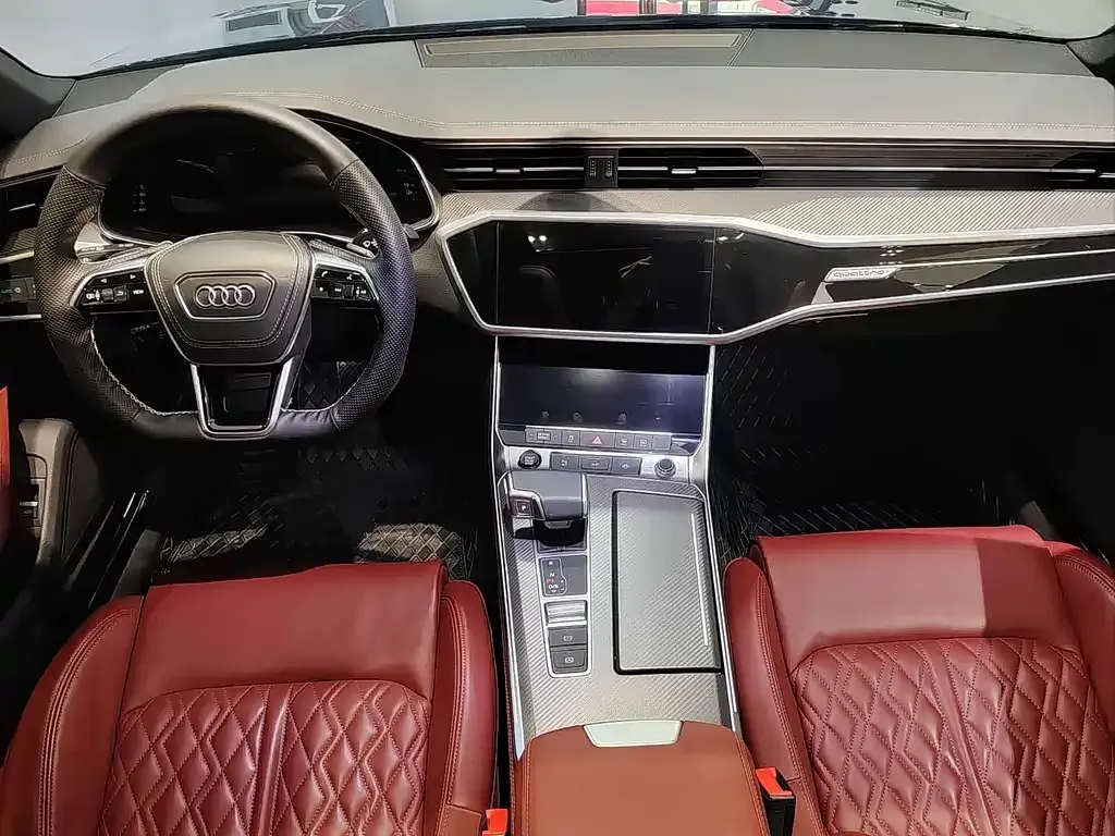 Audi A7L — фото 5