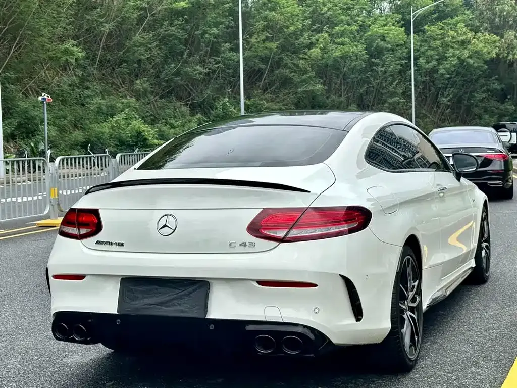 Mercedes-Benz C-Class AMG — фото 8