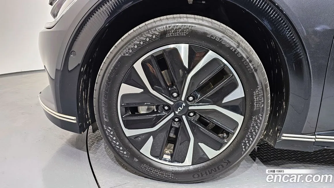 Kia EV6 — фото 4