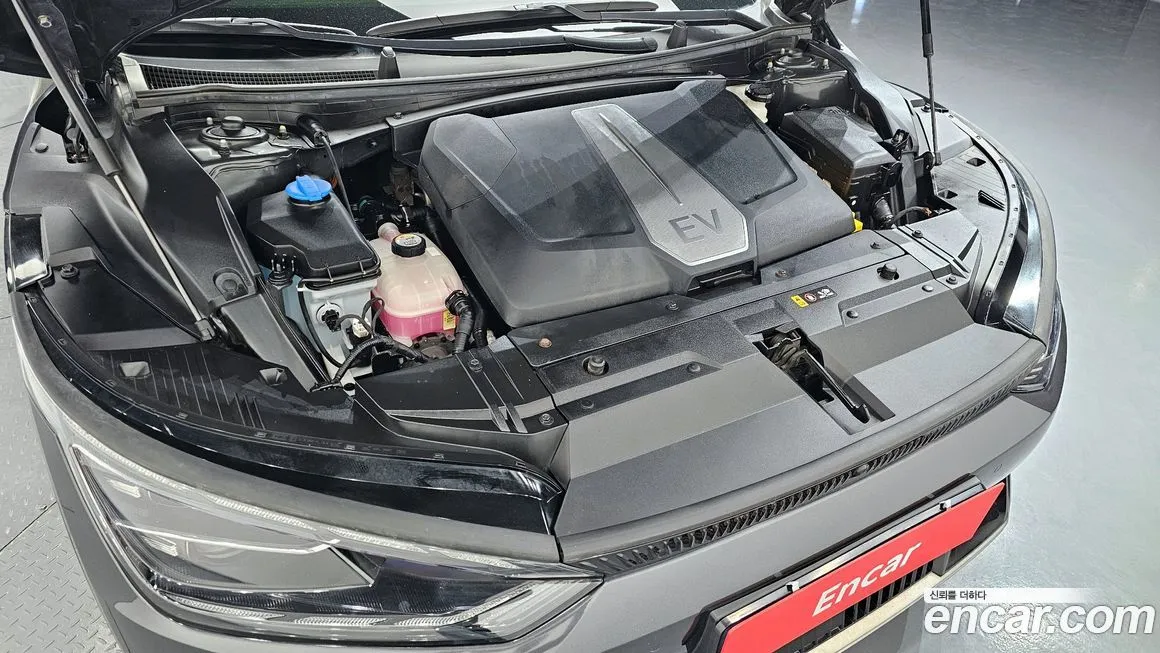 Kia EV6 — фото 9