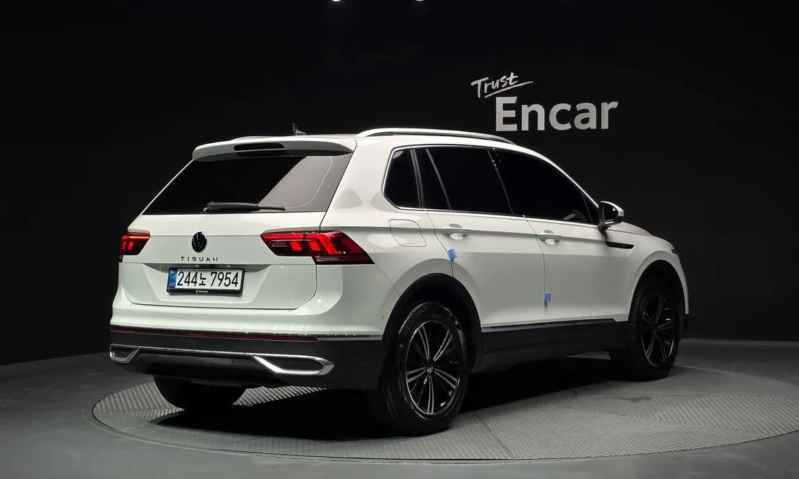 Volkswagen Tiguan — фото 3