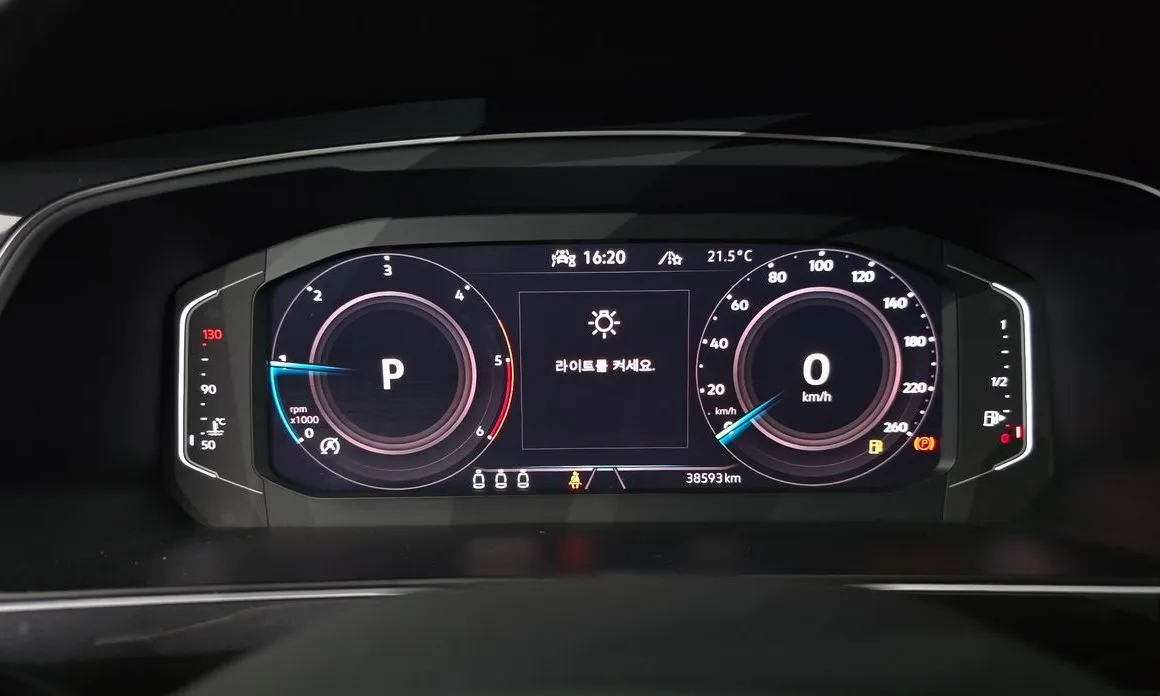 Volkswagen Tiguan — фото 2