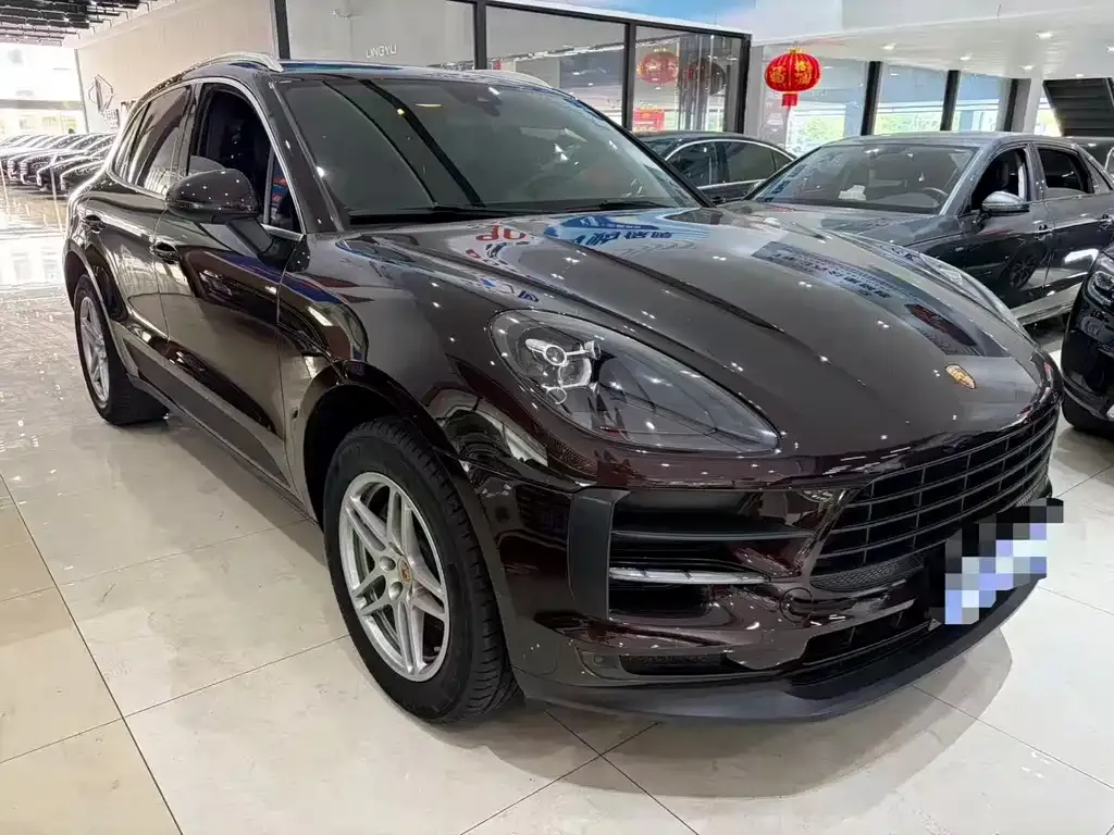 Porsche Macan — фото 1
