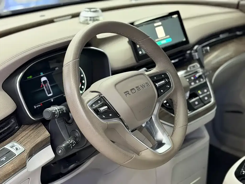Roewe iMAX8 — фото 10
