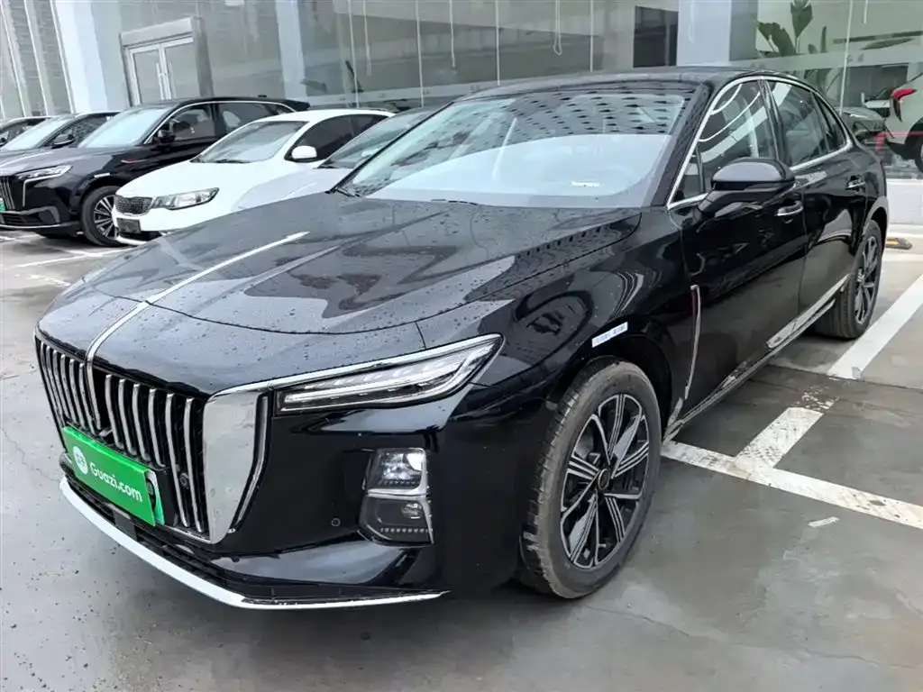 Hongqi H5 PHEV — фото 1