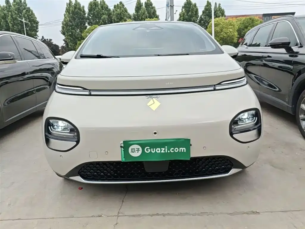 Baojun Yunduo — фото 7