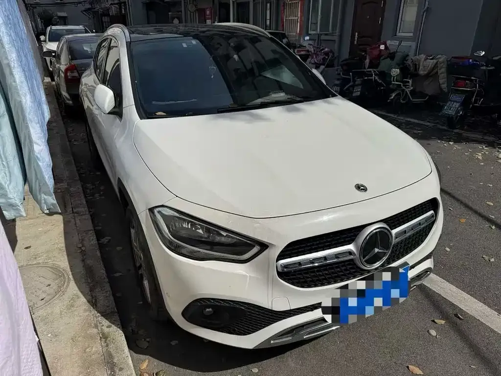 Mercedes-Benz GLA — фото 6