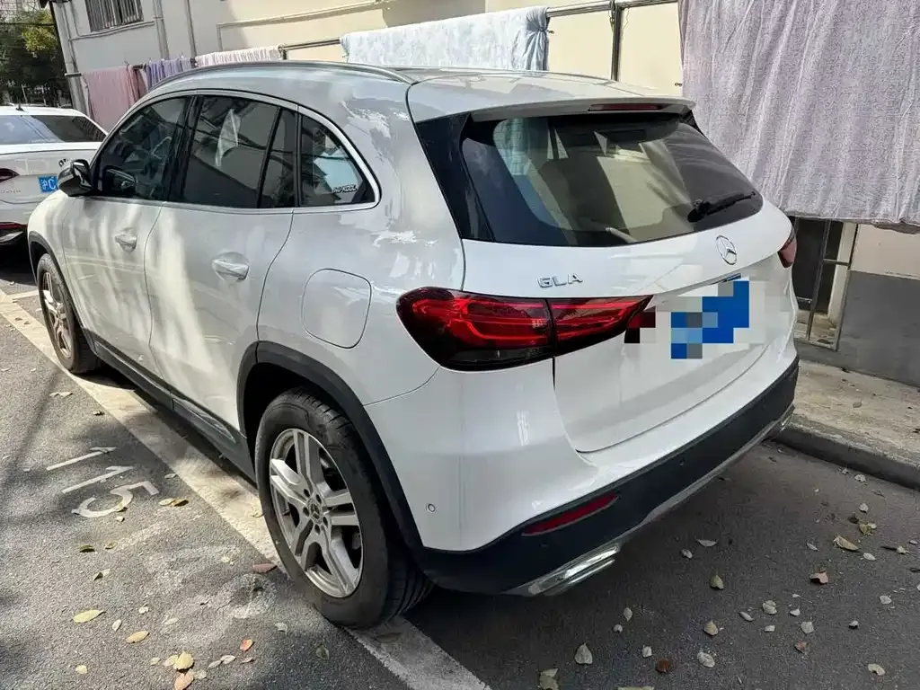 Mercedes-Benz GLA — фото 10