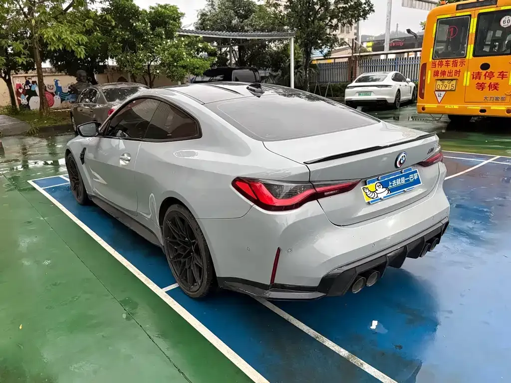BMW M4 — фото 2