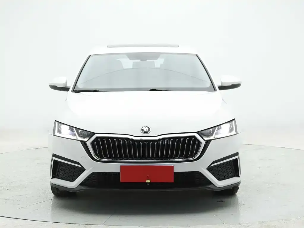 Skoda Octavia — фото 4