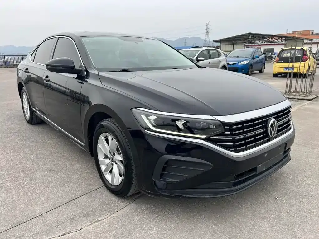 Volkswagen Passat — фото 2