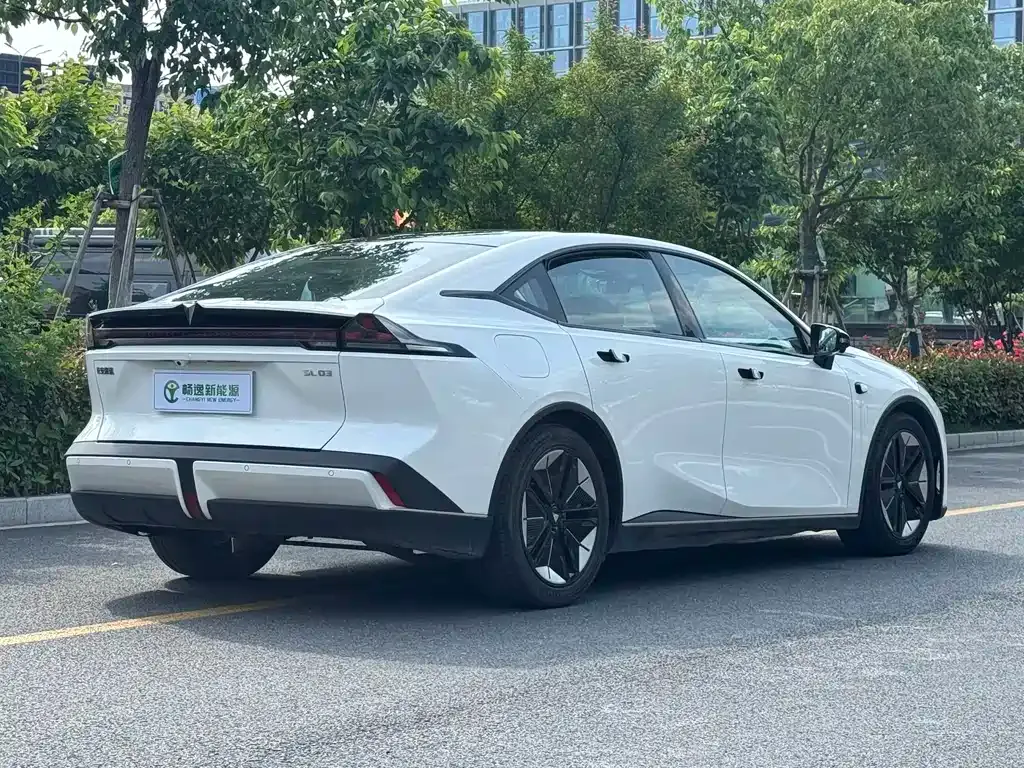 Deepal SL03 — фото 4
