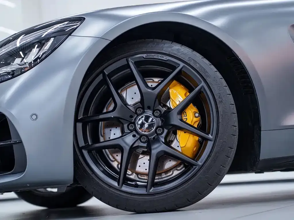 Mercedes-Benz AMG GT — фото 10