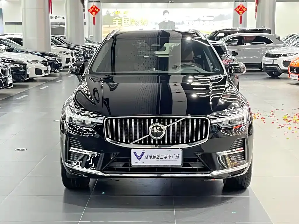 Volvo XC60 — фото 2