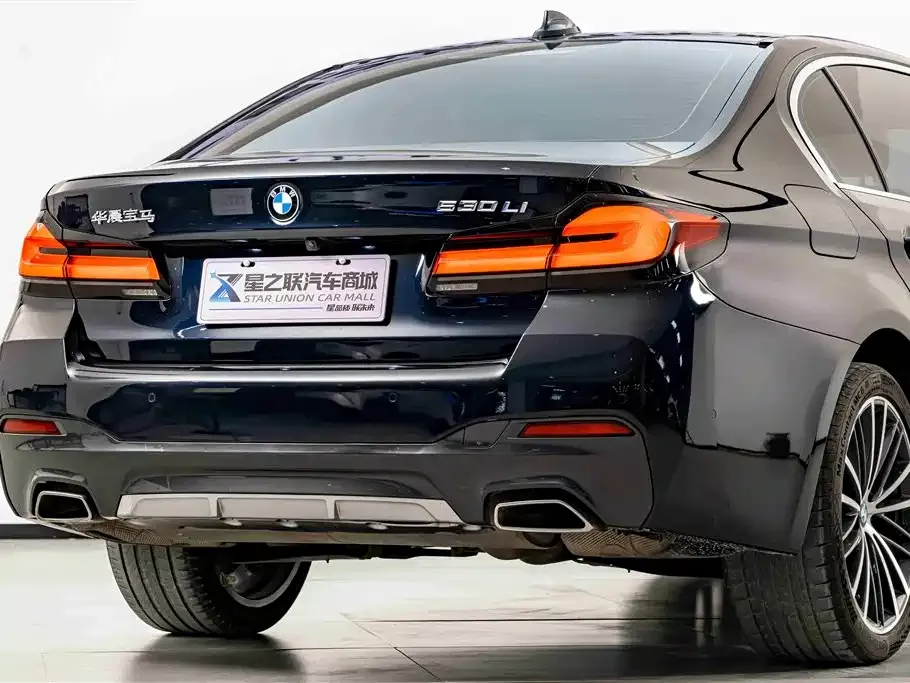 BMW 5 Series — фото 8