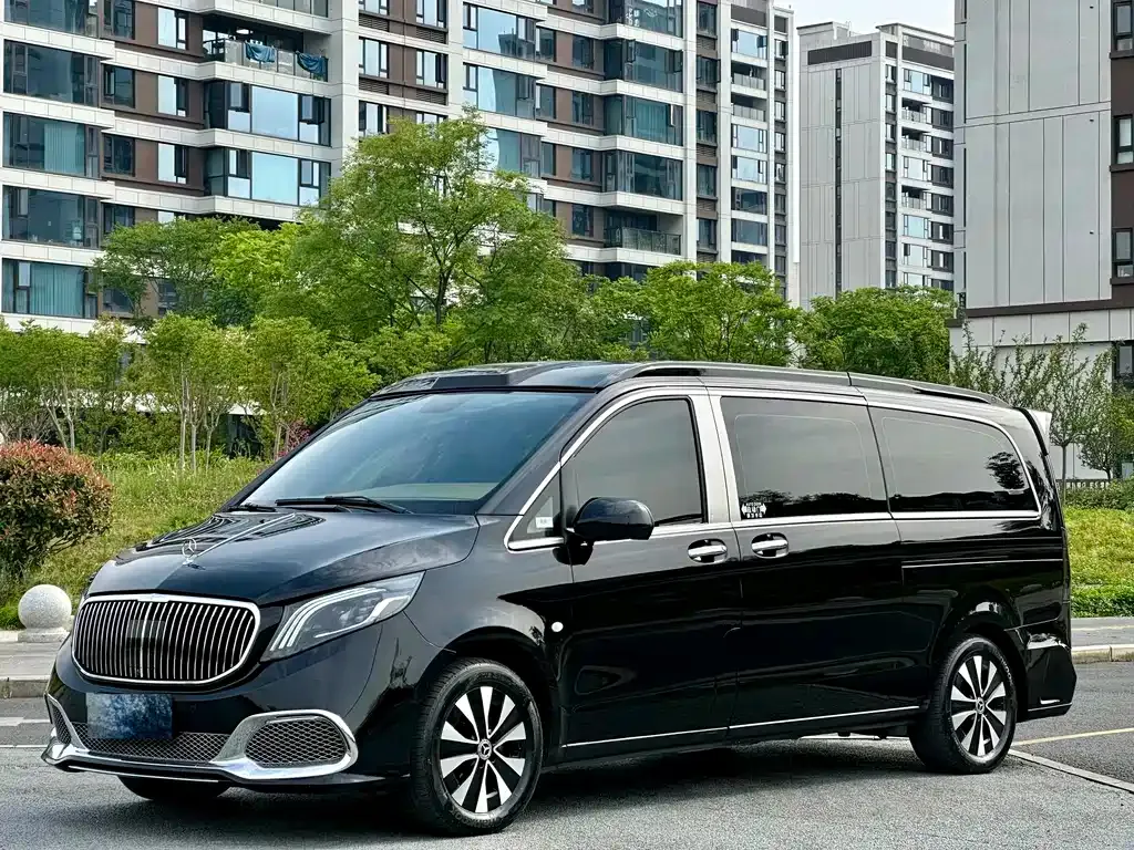 Mercedes-Benz Vito — фото 1