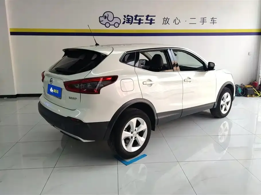 Nissan Qashqai — фото 6