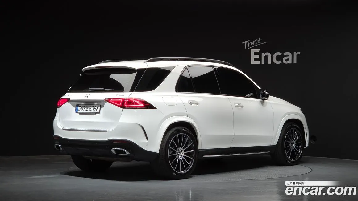 Mercedes-Benz GLE-Class — фото 5