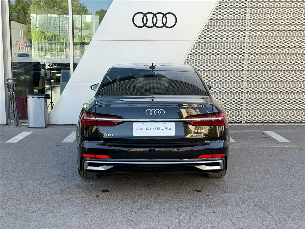 Audi A6L — фото 9