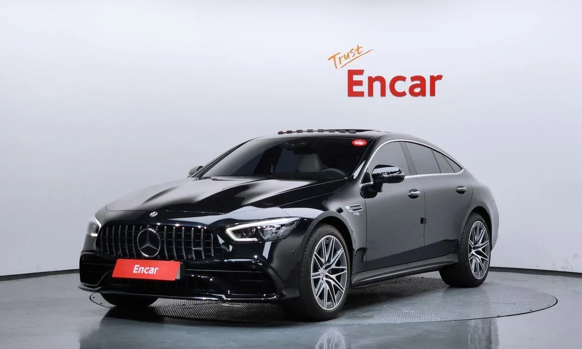 Mercedes-Benz AMG GT — фото 1