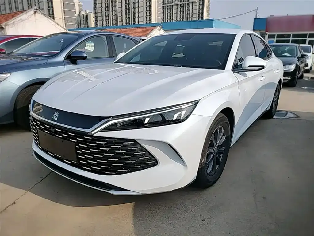 BYD Qin L — фото 10